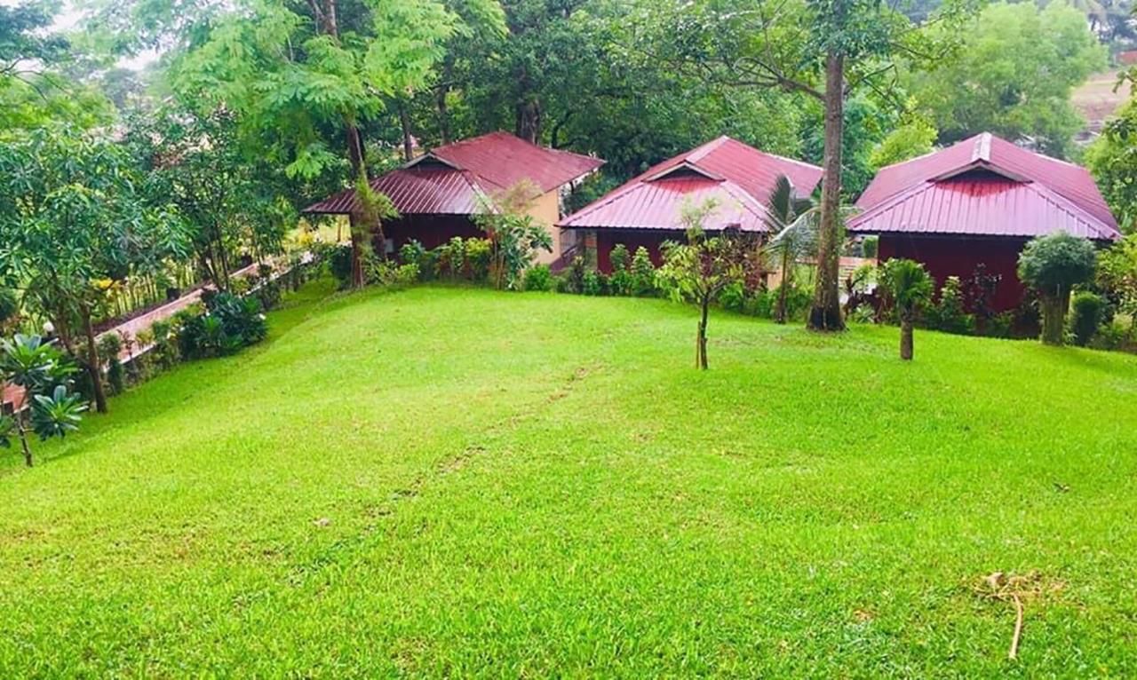 Hill Garden Hotel Chaungtha Exteriör bild