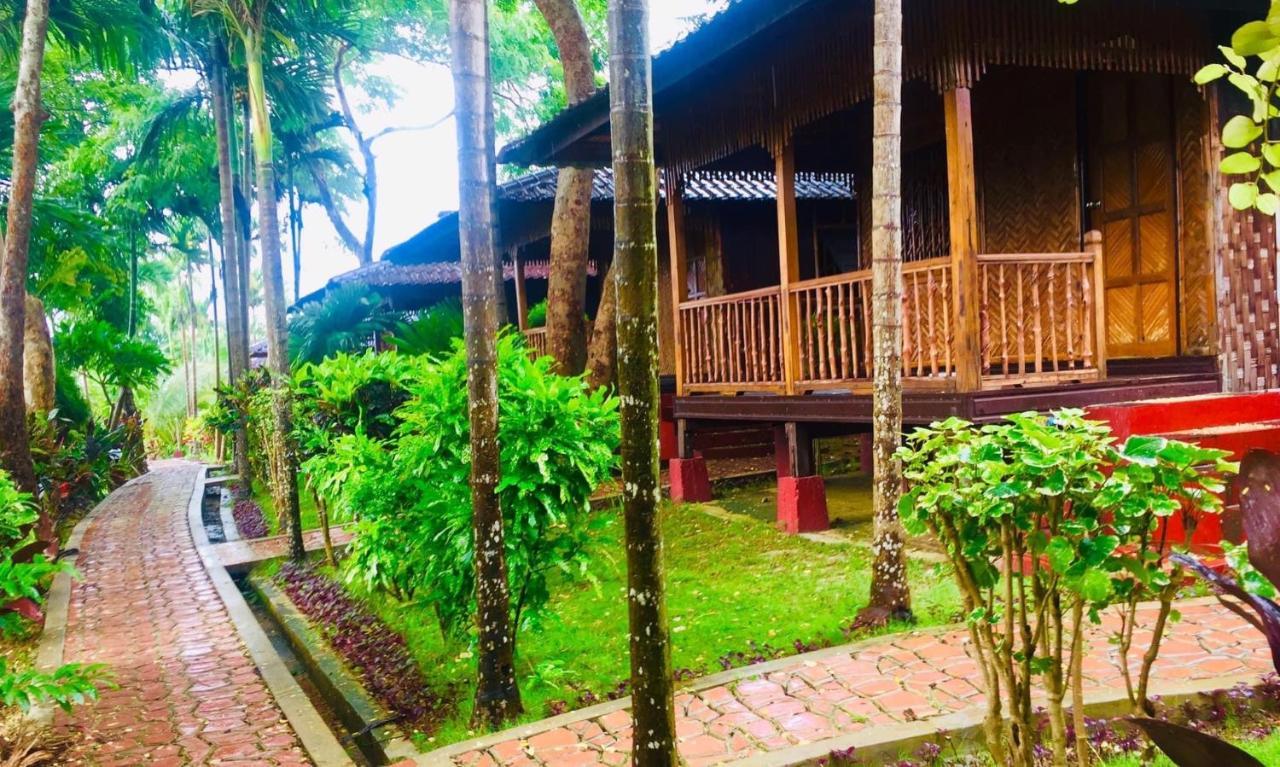 Hill Garden Hotel Chaungtha Exteriör bild