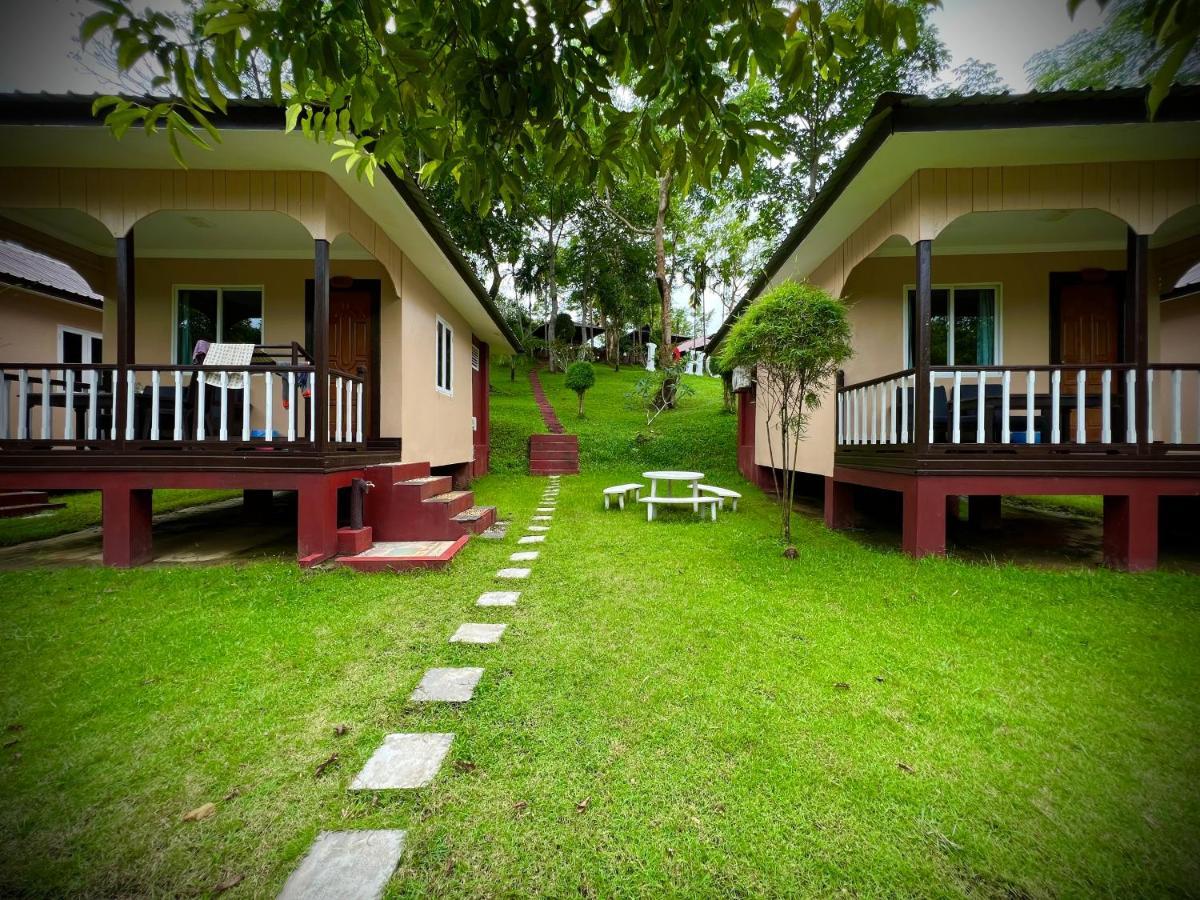 Hill Garden Hotel Chaungtha Exteriör bild