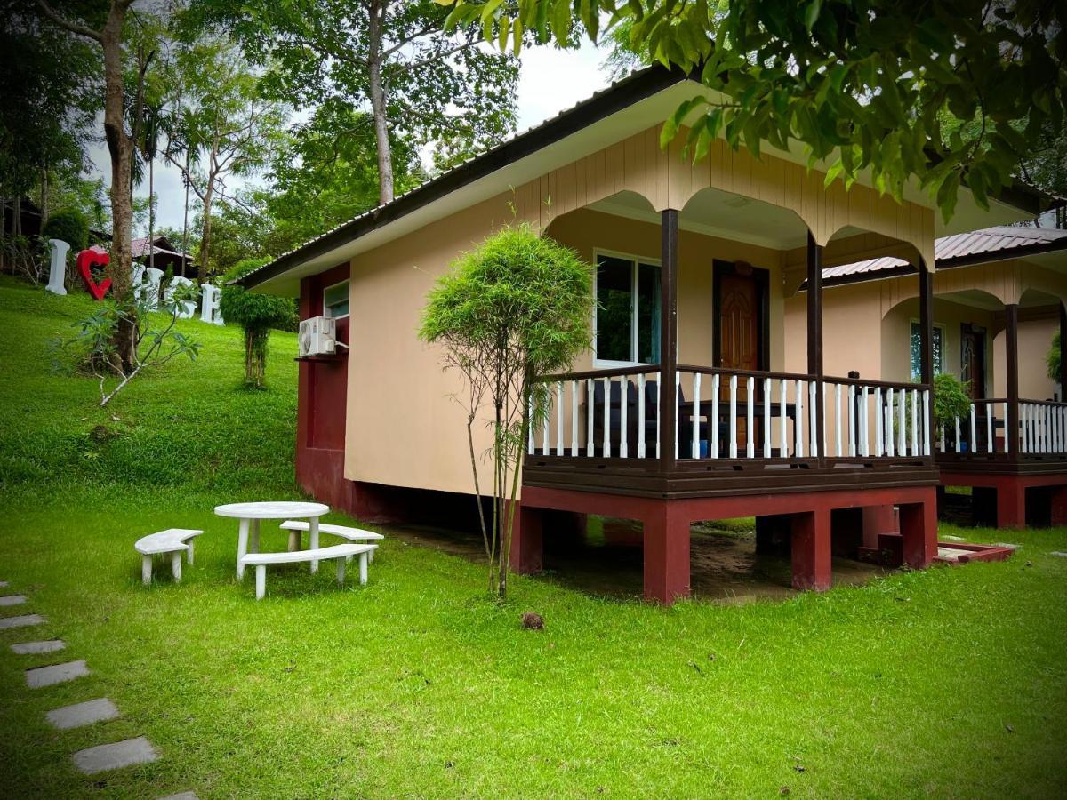 Hill Garden Hotel Chaungtha Exteriör bild