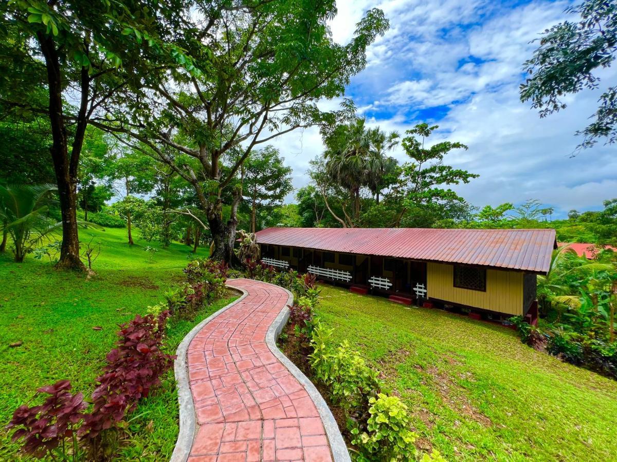 Hill Garden Hotel Chaungtha Exteriör bild