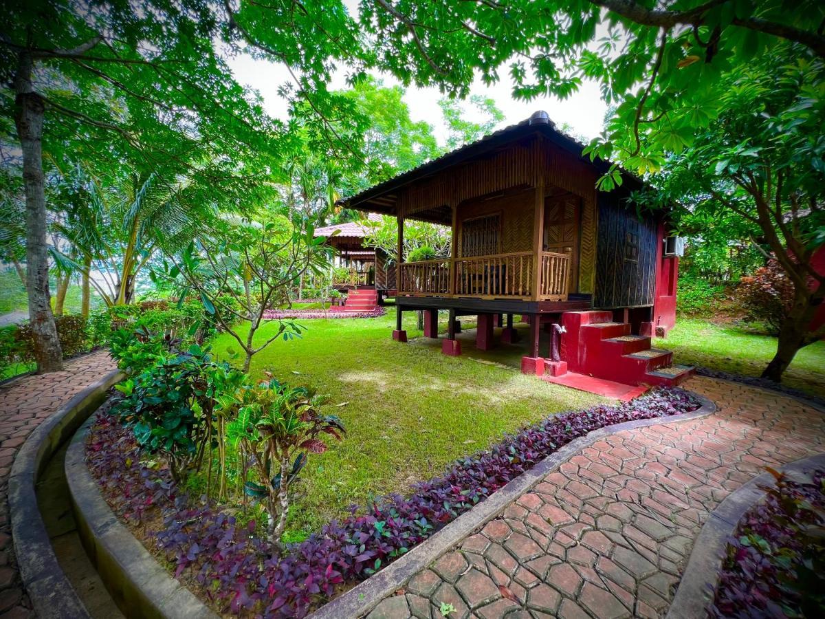 Hill Garden Hotel Chaungtha Exteriör bild
